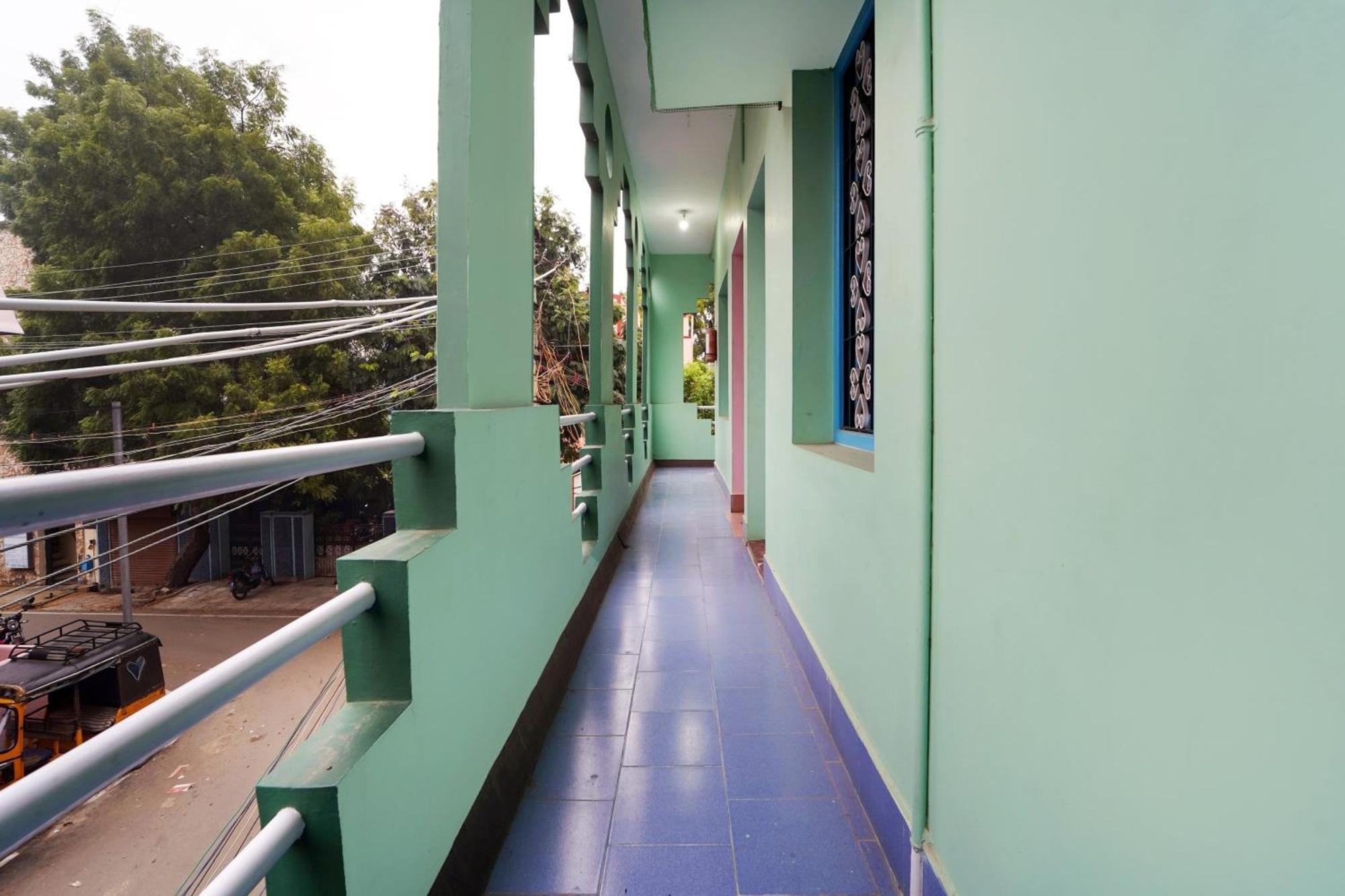 Hotel O Sri Sivasakthi A/C Lodge Sivakasi Bagian luar foto